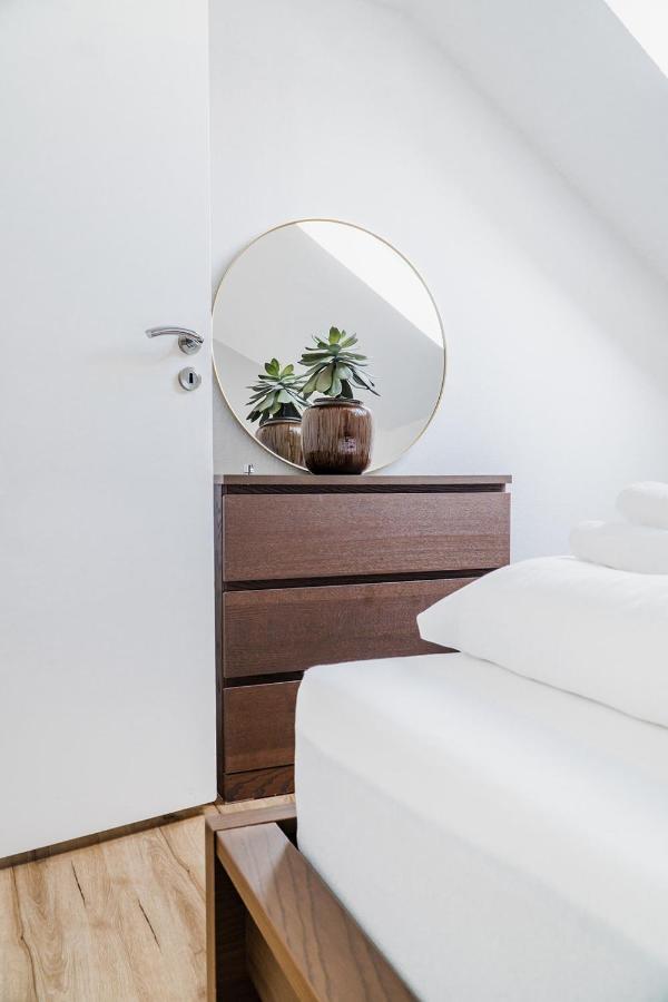 360 Grad Hotel & Bar Leer Kültér fotó